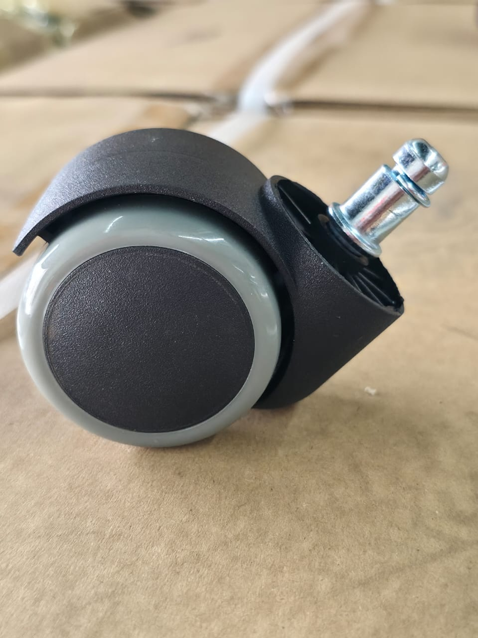 Rodízio PU Cinza 50mm Seguro Import
